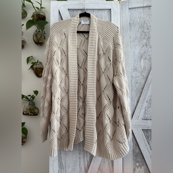 Old Navy Women's Beige Cardigan - Picture 11 of 12